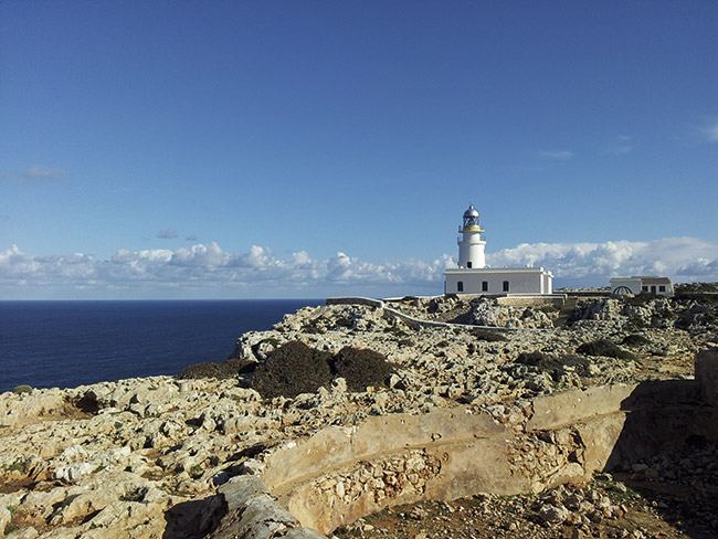 Faro Cavalleria - Villas Etnia