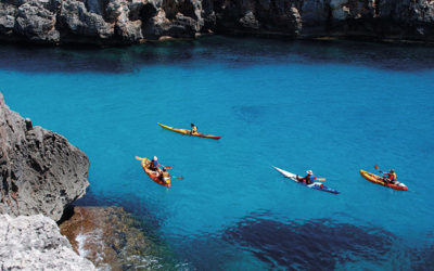 04. Excursión en Kayak Playas vírgenes